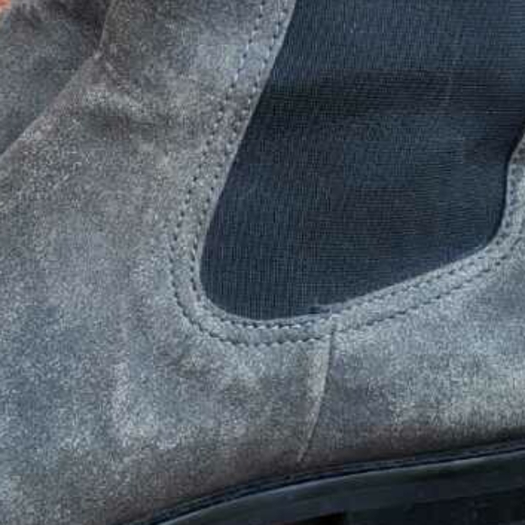 Thursday Boot Company DUCHESS Gray Chelsea Ankle Boot Bootie Barn Shoe Women 9.5 - Picture 3 of 12